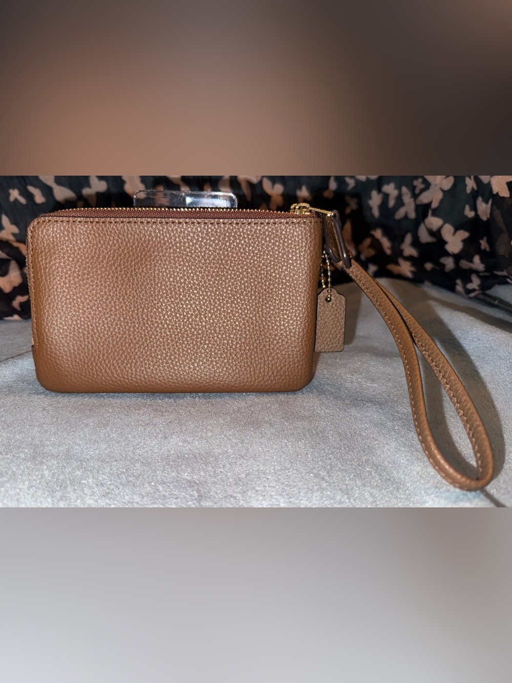 Coach Brown Pebbled Leather Double Corner Zip Wallet Wrislet Gold Logo& Hang Tag - Picture 2 of 8